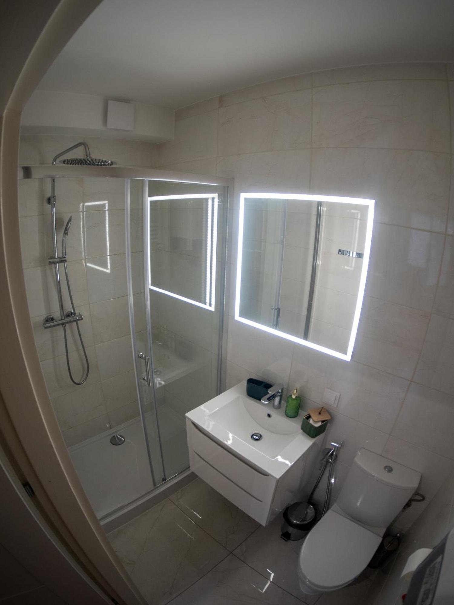 Apartament Classic Comfort Aleja Nmp 8 - Free Parking Częstochowa Exterior foto