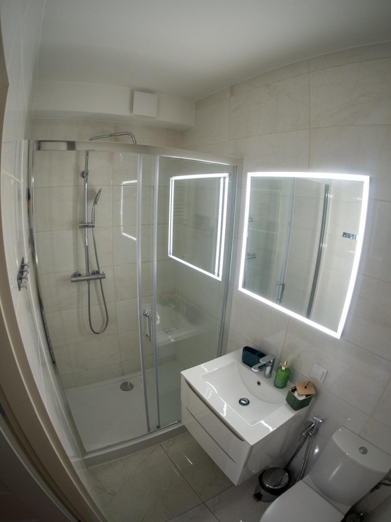 Apartament Classic Comfort Aleja Nmp 8 - Free Parking Częstochowa Exterior foto